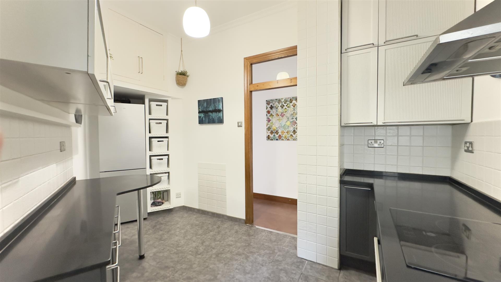 Image of Apartment - 3 Bedrooms - 1 Bathrooms for Sale in Trafalgar House-Gibraltar, Image 4